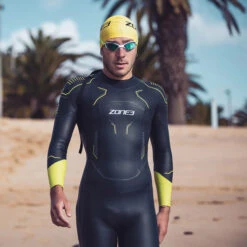 Zone3 Mens Vision 5mm Swim Wetsuit -Deep Wetsuit 202120Zone320Mens20Vision205mm20Triathlon20Wetsuit20WS21MVIS20 20Black2020Lime2020Gunmetal20Lifestyle202.2000x2000