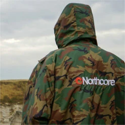 Northcore Beach Basha Sport Long Sleeve Changing Robe / Poncho -Deep Wetsuit 29245 202320Northcore20Beach20Basha20Sport20Long20Sleeve20Changing20Robe20Poncho20NOCO24N20 20Camo209.2000x2000
