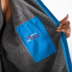 Gul Evorobe Changing Robe -Deep Wetsuit 32266 202220GUL20Evorobe20Hooded20Waterproof20Changing20Robe20AC0128 B620 20Blue2020Grey20inside.2000x2000