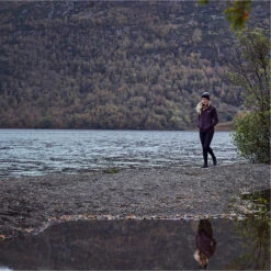 GILL Womens Dart Hoody -Deep Wetsuit 34884 202220Gill20Womens20Dart20Hoody201101W20 20Fig20444.2000x2000