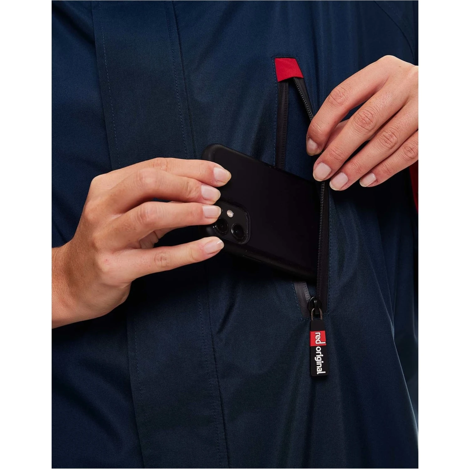 Red Paddle Co. Pro EVO 2.0 Short Sleeve Changing Robe 7 Red Paddle Co. Pro EVO 2.0 Short Sleeve Changing Robe - Image 7