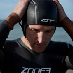 Zone3 Zone 3 Heat-Tech Wetsuit Cap 7 Zone3 Zone 3 Heat-Tech Wetsuit Cap -Deep Wetsuit 40550 202320Zone20320Heat Tech20Wetsuit20Cap20NA21UHTC11620 20Black2020Silver2020Red20Lifestyle203.2000x2000