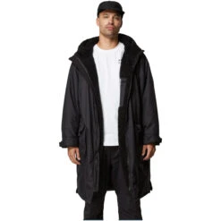 Mystic Dark Tech Series Explore 2.0 Poncho -Deep Wetsuit 41714 202320Mystic20Dark20Tech20Series20Explore202.020Poncho2035018.23001520 20Black20111.2000x2000