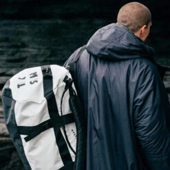 Mystic Dark Tech Series Explore 2.0 Poncho -Deep Wetsuit 41714 202320Mystic20Dark20Tech20Series20Explore202.020Poncho2035018.23001520 20Black207.2000x2000