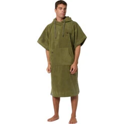 Mystic Velours Artworks Changing Robe / Poncho -Deep Wetsuit 42104 202320Mystic20Velours20Artworks20Changing20Robe20Poncho2035018.22027720 20Olive20Green203.2000x2000