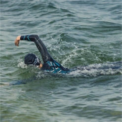 2XU Womens P:2 Propel Swim Wetsuit -Deep Wetsuit 42268 2023202XU20Womens20P220Propel20Triathlon20Wetsuit20WW4993c2020Black20Aloha20Lifestyle204.2000x2000