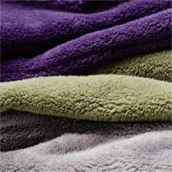 Mystic Teddy Changing Robe / Poncho 8 Mystic Teddy Changing Robe / Poncho -Deep Wetsuit 43192 202320Mystic20Teddy20Changing20Robe20Poncho2035018.22027120 20Pastel20Lilac206.2000x2000