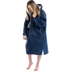 Advance Long Sleeve Change Robe V3 -Deep Wetsuit 44394 202320Dryrobe20Advance20Long20Sleeve20Changing20Robe20Poncho20DALSV320 20Navy20Blue2020Grey20front.2000x2000