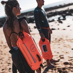 Zone3 2 LED Light 28L Backpack Buoy -Deep Wetsuit 45070 202320Zone320220LED20Light2028L20Backpack20buoy20SA212LBP11320 20Orange20Lifestyle.2000x2000