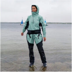 GILL Womens Verso Drysuit -Deep Wetsuit 45409 202320Gill20Womens20Verso20Drysuit204805W20 20Marine20Blue20Lifestyle2044.2000x2000