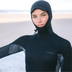 Legend 2.5mm Neoprene Surf Hood -Deep Wetsuit 45708 202320C Skins20Legend202.5mm20Neoprene20Surf20Hood20C HOLE20 20Black20Lifestyle.2000x2000