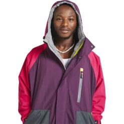 Red Paddle Co. Recovered EVO Pro Long Sleeve Change Robe / Poncho -Deep Wetsuit 46254 202420Red20Paddle20Co20EVO20Pro20Short20Sleeve20Change20Robe2020Poncho20002 009 00620 20Burgundy2020Pink207.2000x2000