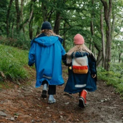 Red Paddle Co. Junior Dry Pro Change Robe / Poncho -Deep Wetsuit 46260 202420Red20Paddle20Co20Junior20Dry20Pro20Change20Robe2020Poncho2000200900601820 20Marine20204.2000x2000