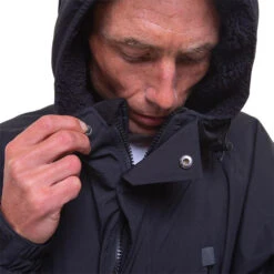 Red Paddle Co. Pro Evo X Long Sleeve Change Robe / Poncho -Deep Wetsuit 46262 202420Red20Paddle20Co20Pro20Evo20X20Long20Sleeve20Changing20Robe2000200900620 20Stealth20Black2010.2000x2000