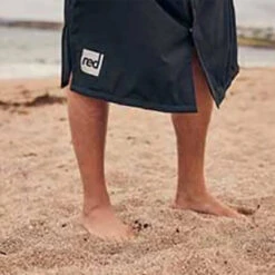 Red Paddle Co. Pro Evo X Short Sleeve Change Robe / Poncho -Deep Wetsuit 46263 202420Red20Paddle20Co20Pro20Evo20X20Short20Sleeve20Change20Robe2020Poncho2000200900620 20Stealth20209.2000x2000