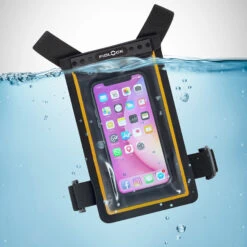 Fidlock Magnetic Chest Dry Bag -Deep Wetsuit Chest20Bag20magnetic20self sealing20bag20for20chest20area20front.2000x2000