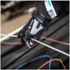 Crewsaver Junior Long Three Finger Gloves -Deep Wetsuit Crewsaver Long Three Finger Gloves Black 6951 4.2000x2000